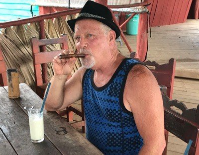 Piña coladas and cigars at a tobacco farm in Viñales