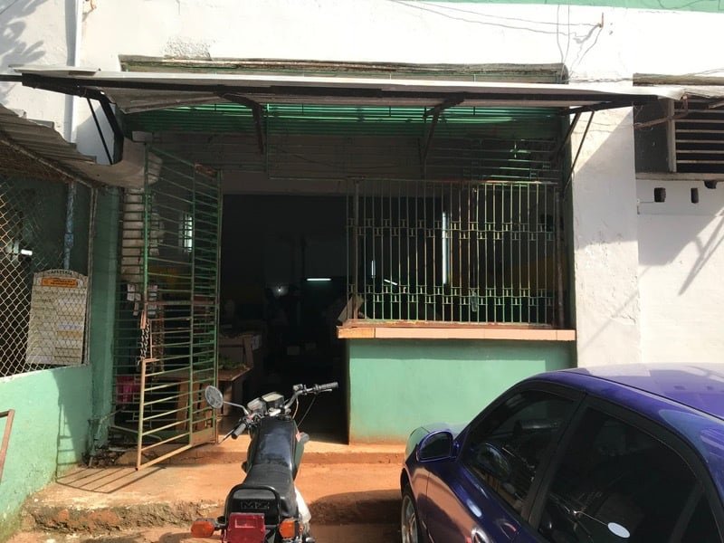 produce market in Vedado